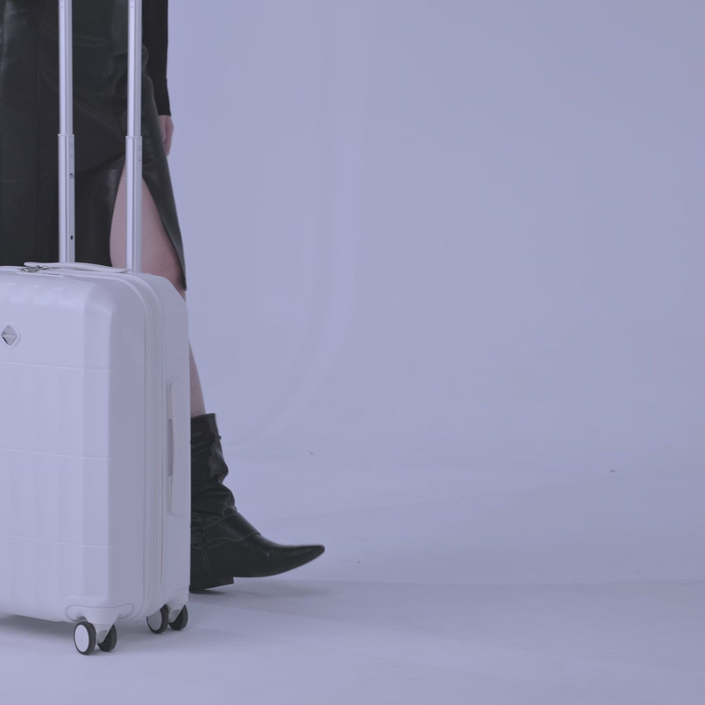 Rhomb Bigger Carry-On